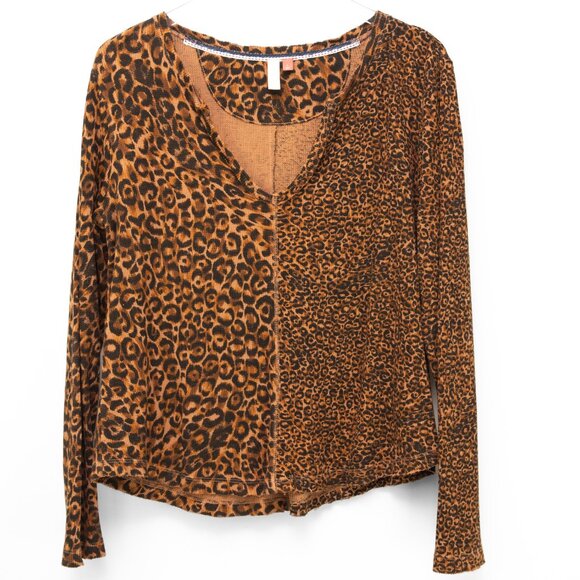 Anthropologie Pilcro Split Neck Top Leopard Print Animal Brown Black Size Large - Picture 2 of 7